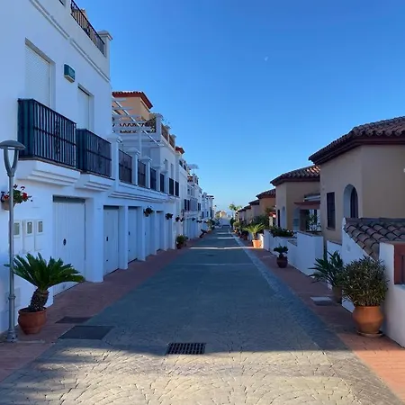 Atico En Con Vistas Espectaculares Нерха